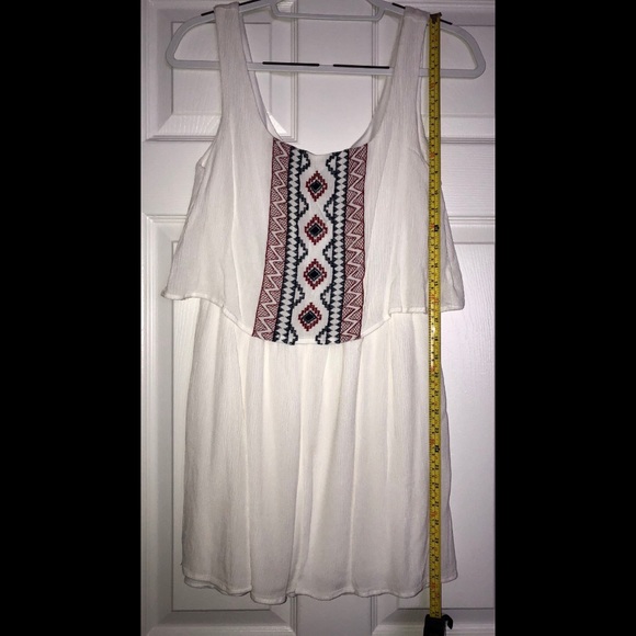 White Dress, Red & Blue Design! 🇺🇸 - Picture 5 of 6